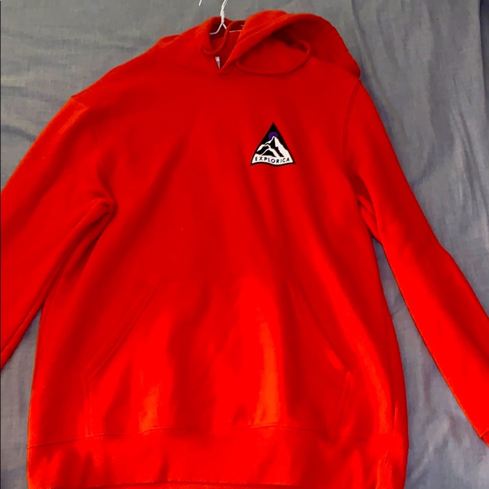 Explorica hoodie